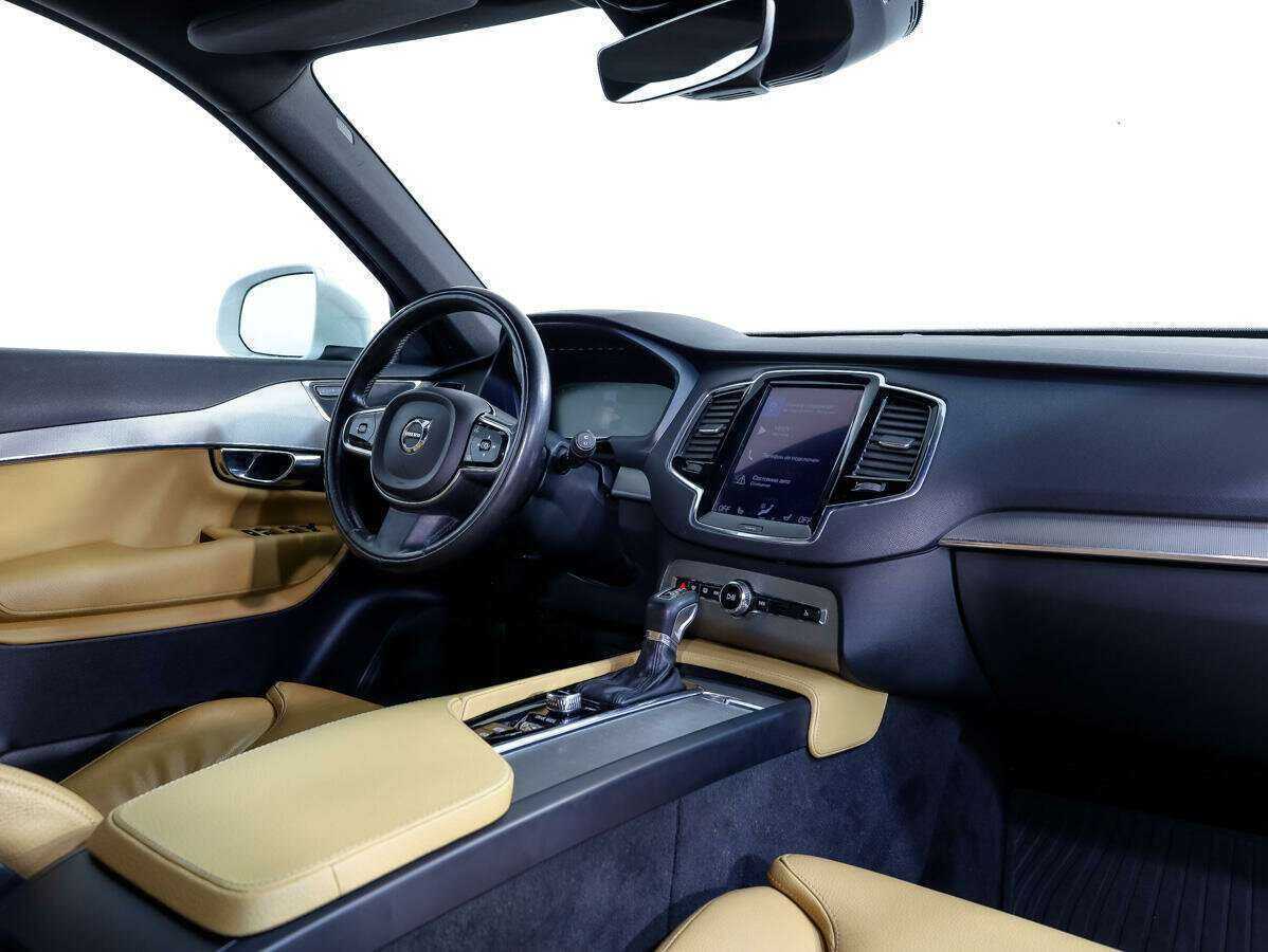 Volvo XC90 с пробегом — 2016 год. Фото: #6