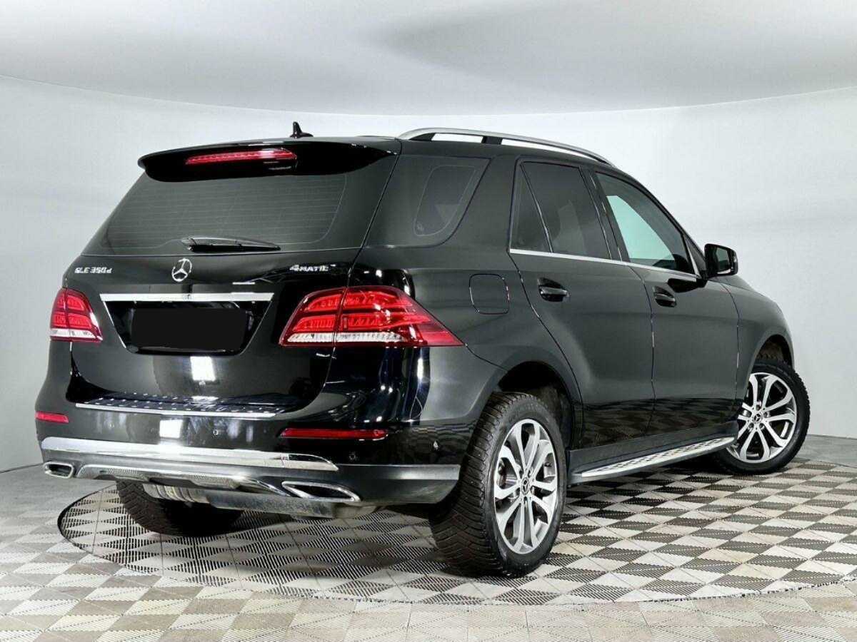 Mercedes-Benz GLE с пробегом — 2017 год. Фото: #1