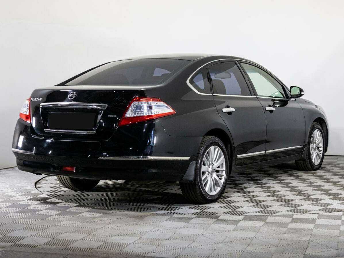 Nissan Teana с пробегом — 2011 год. Фото: #3
