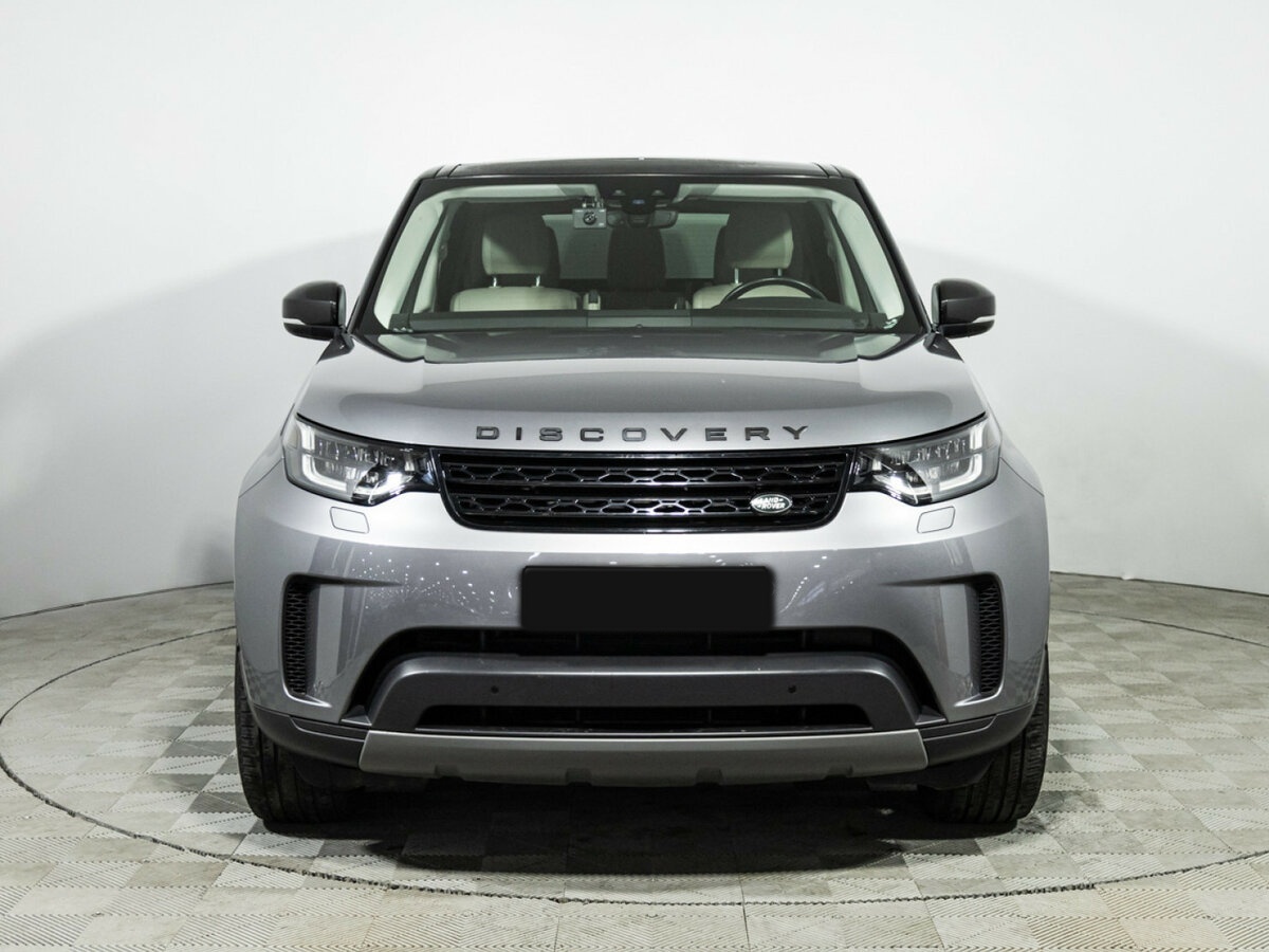 Land Rover Discovery с пробегом — 2020 год. Фото: #1