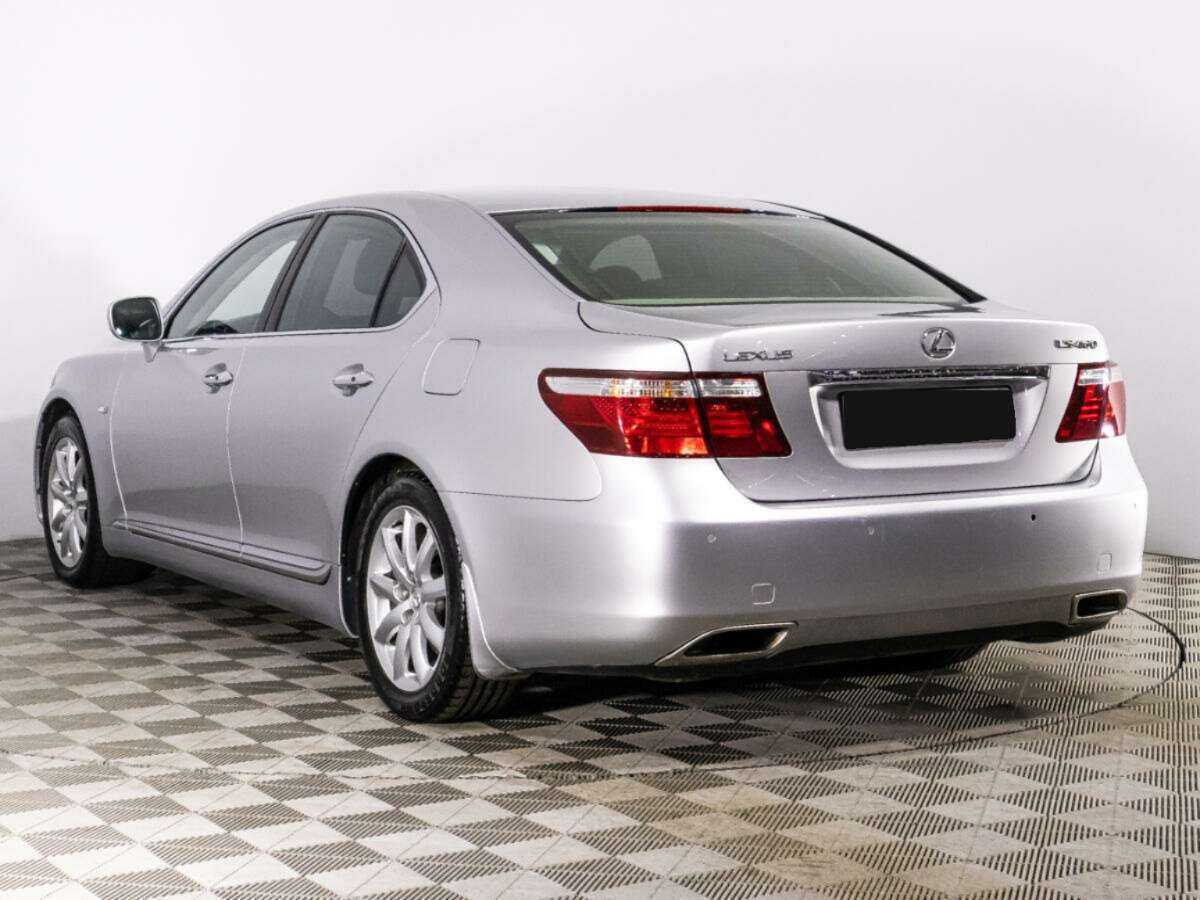 Lexus LS с пробегом — 2006 год. Фото: #6