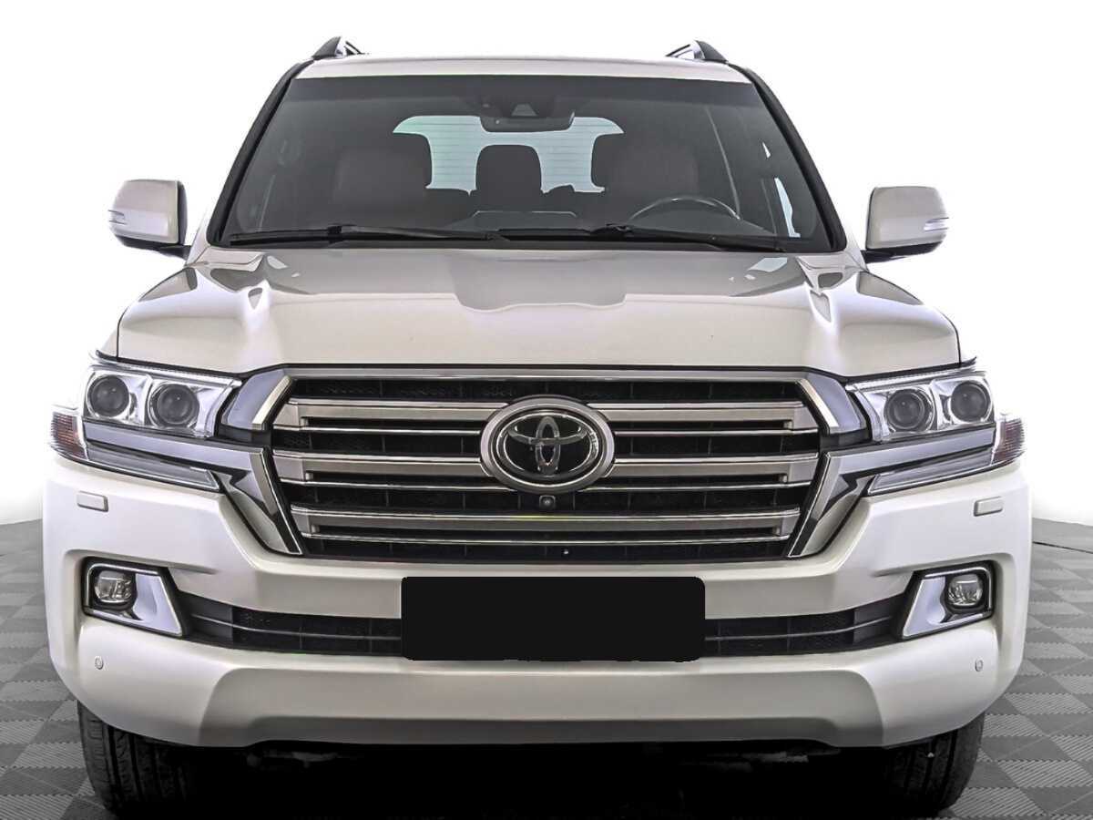 Toyota Land Cruiser с пробегом — 2016 год. Фото: #1