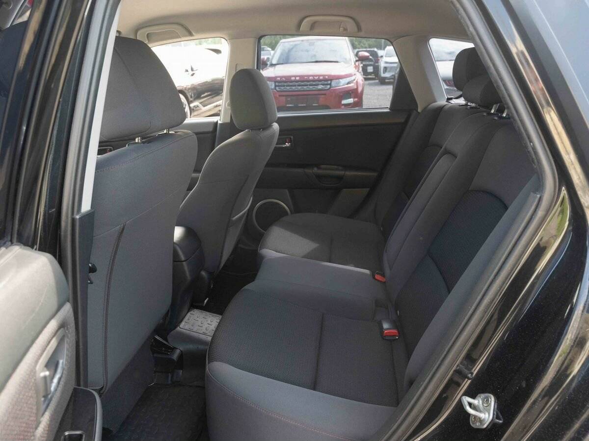 Mazda 3 с пробегом — 2008 год. Фото: #9