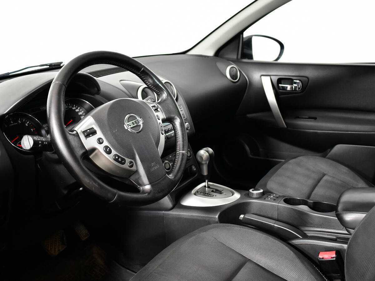 Nissan Qashqai+2 с пробегом — 2010 год. Фото: #12