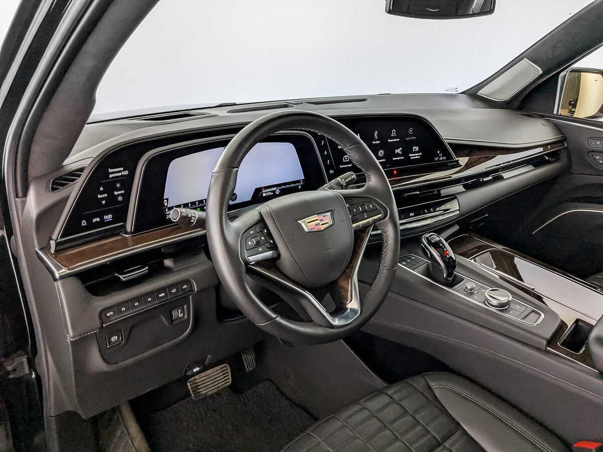 Cadillac Escalade с пробегом — 2022 год. Фото: #15