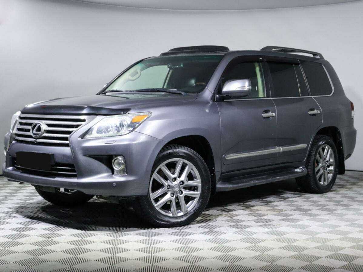Lexus LX с пробегом — 2012 год. Фото: #0