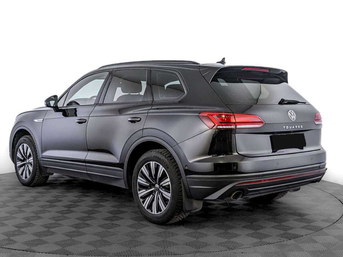 Volkswagen Touareg с пробегом — 2021 год. Фото: #6