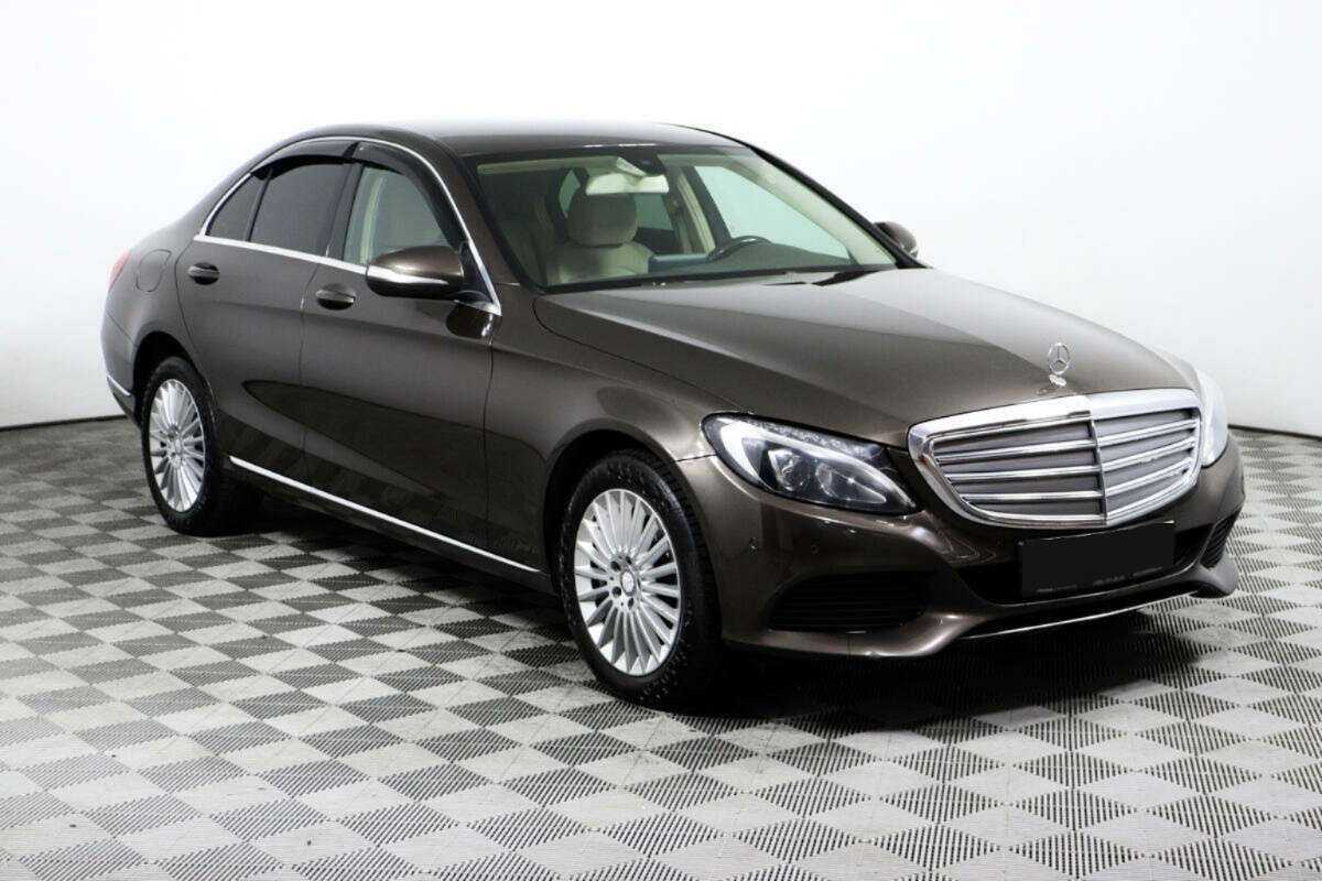 Mercedes-Benz C-Класс с пробегом — 2015 год. Фото: #2