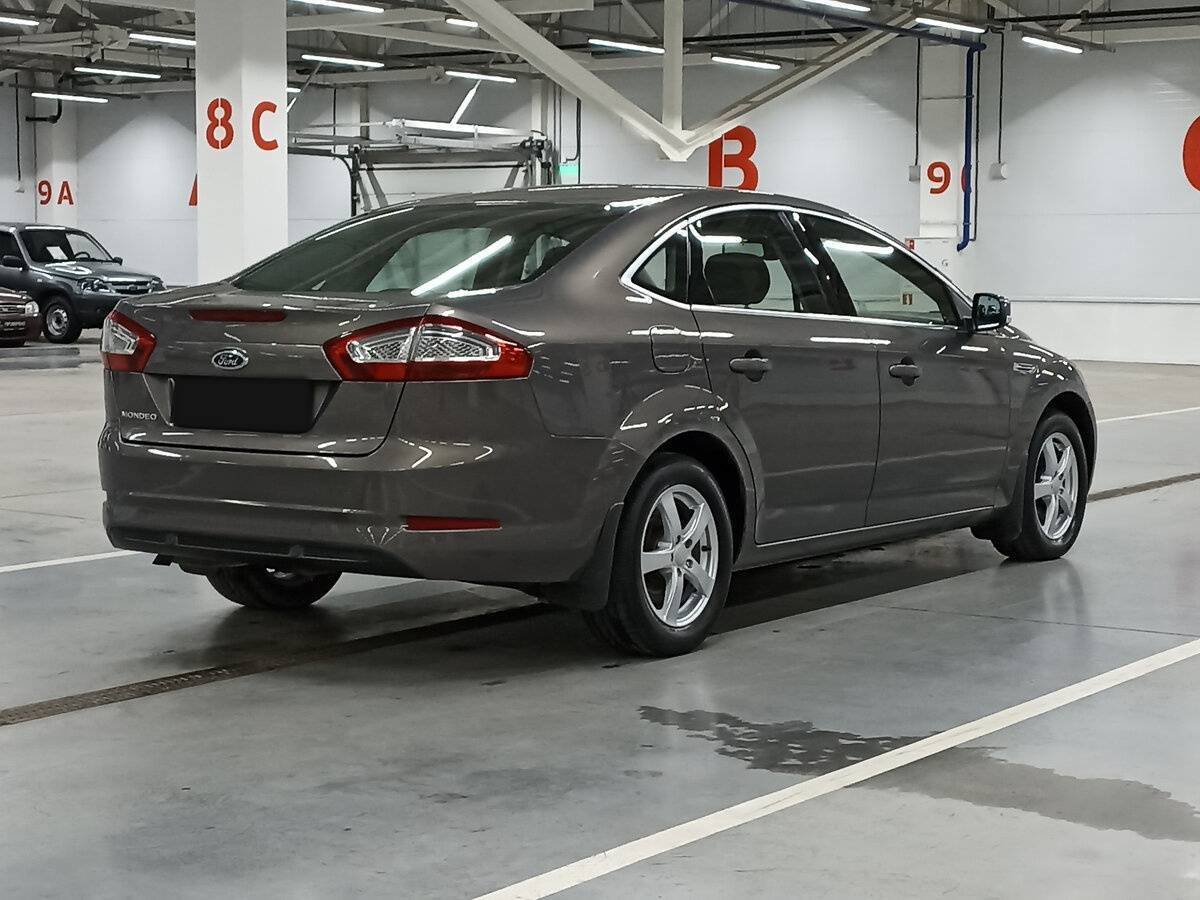 Ford Mondeo с пробегом — 2011 год. Фото: #4