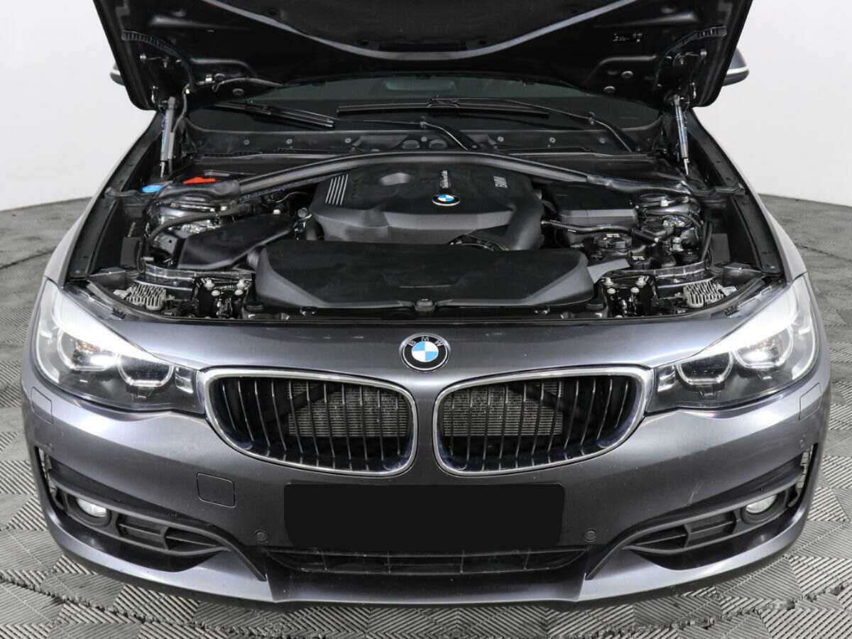 BMW 3 серии с пробегом — 2017 год. Фото: #9