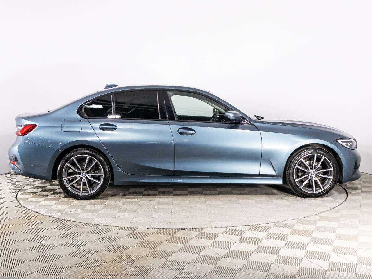 BMW 3 серии с пробегом — 2020 год. Фото: #3