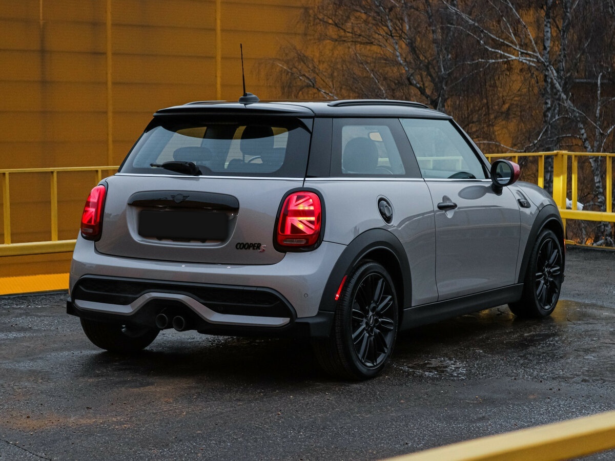 Mini Hatch с пробегом — 2024 год. Фото: #2