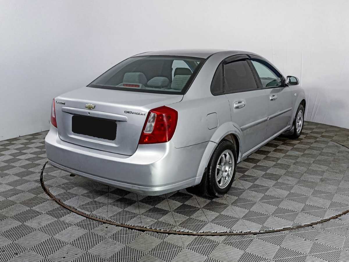 Chevrolet Lacetti с пробегом — 2007 год. Фото: #4