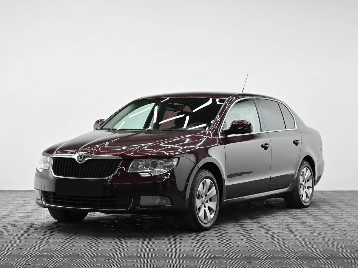 Skoda Superb с пробегом — 2009 год. Фото: #0