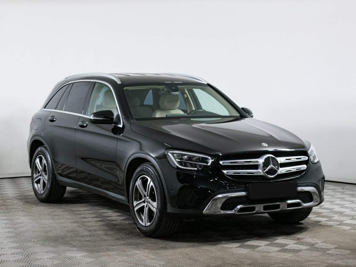 Mercedes-Benz GLC с пробегом — 2021 год. Фото: #2