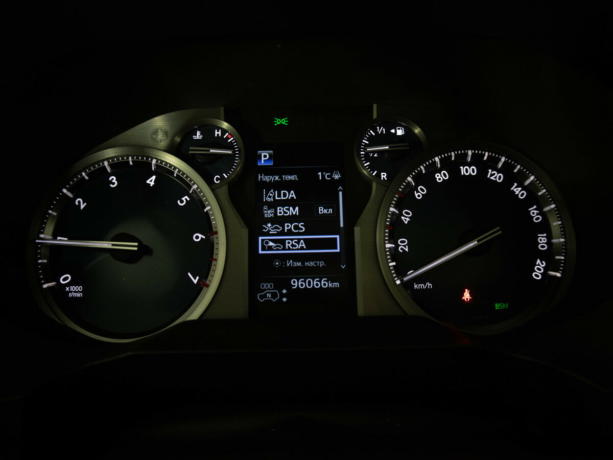 Toyota Land Cruiser Prado с пробегом — 2018 год. Фото: #10