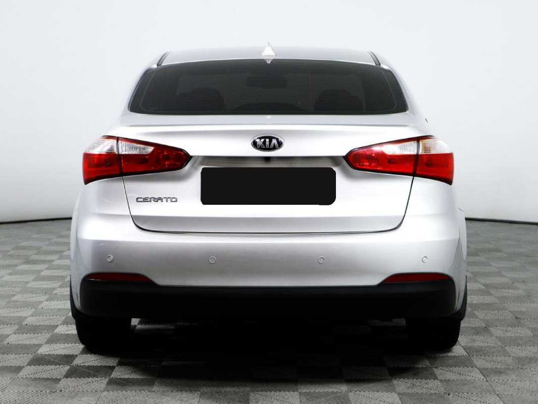 Kia Cerato с пробегом — 2014 год. Фото: #5