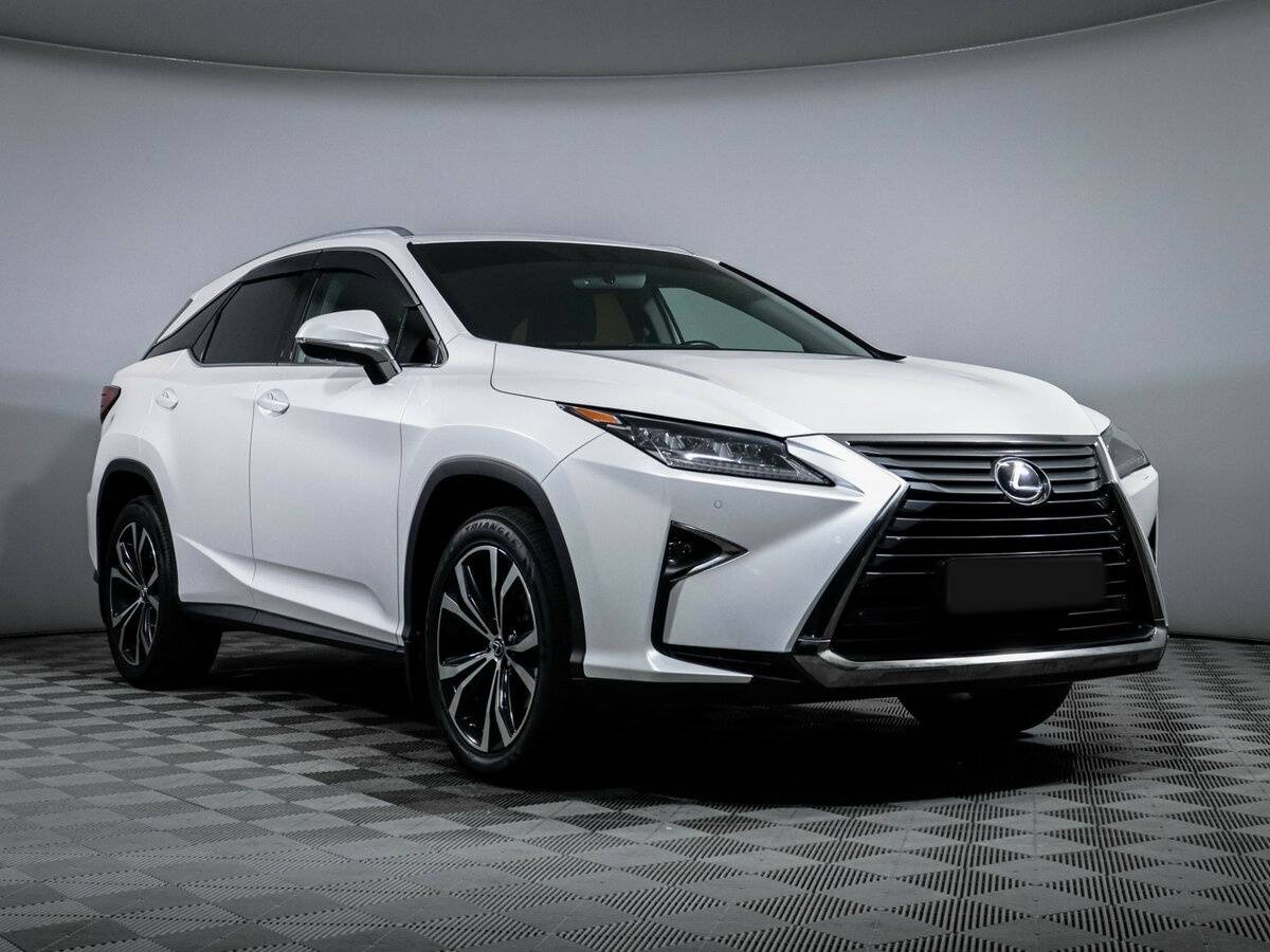 Lexus RX с пробегом — 2017 год. Фото: #2
