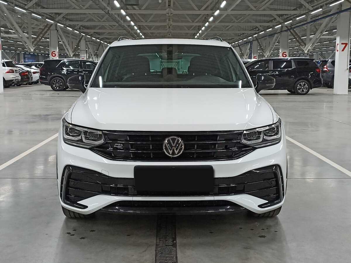 Volkswagen Tiguan с пробегом — 2021 год. Фото: #1