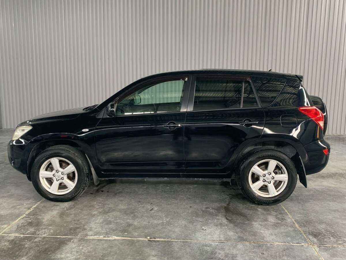 Toyota RAV4 с пробегом — 2006 год. Фото: #6
