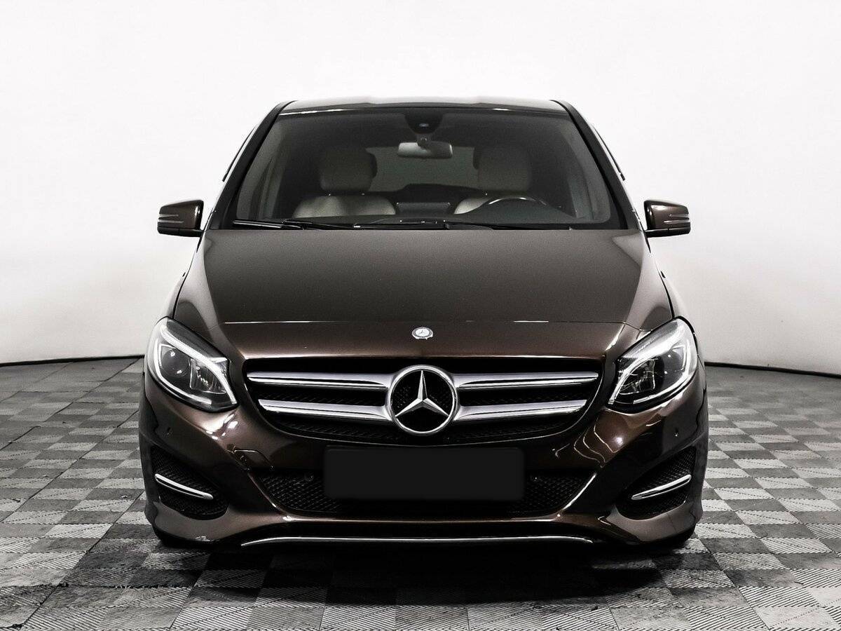 Mercedes-Benz B-Класс с пробегом — 2015 год. Фото: #1
