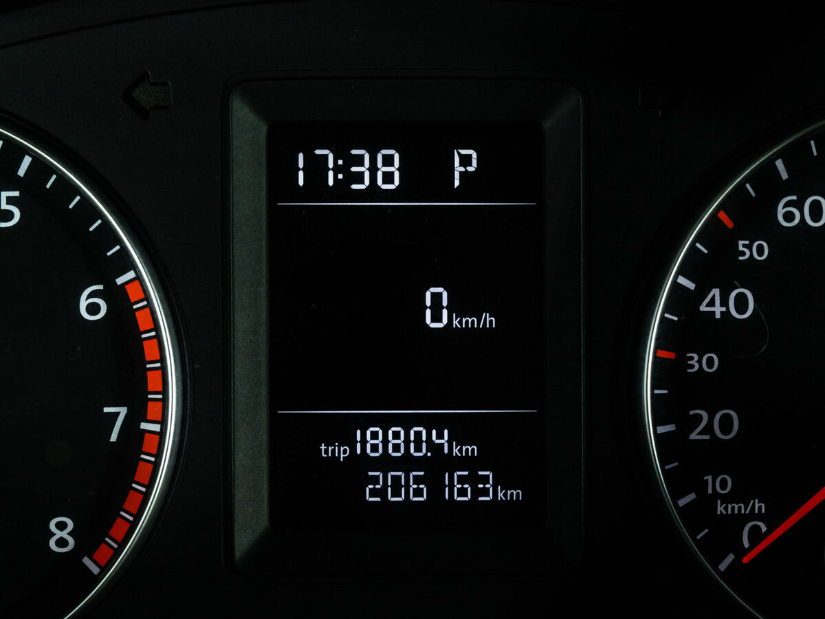 Volkswagen Jetta с пробегом — 2013 год. Фото: #12