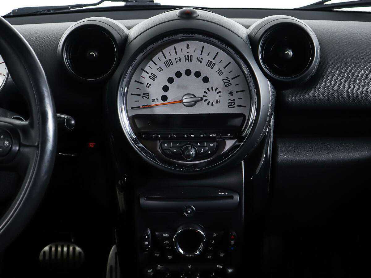 Mini Countryman с пробегом — 2014 год. Фото: #11
