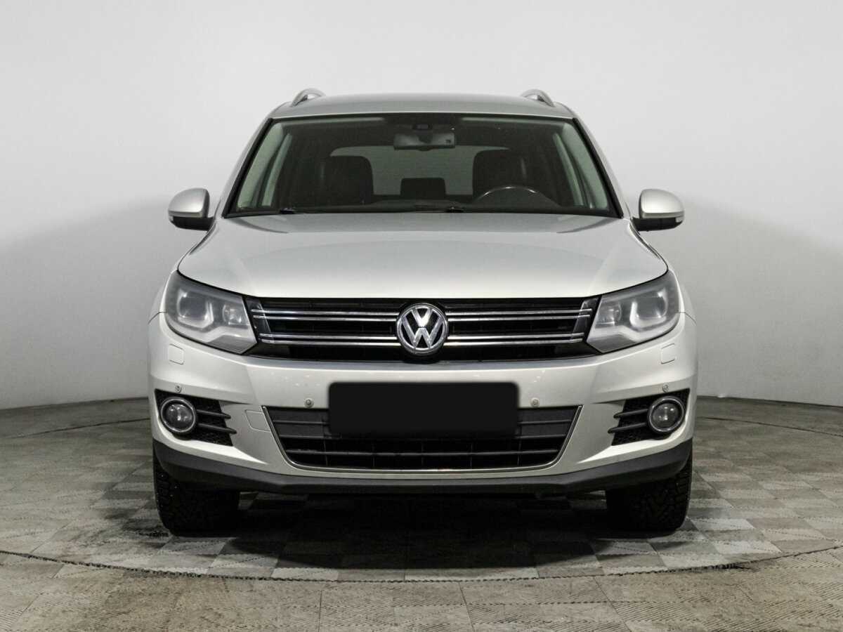 Volkswagen Tiguan с пробегом — 2011 год. Фото: #2