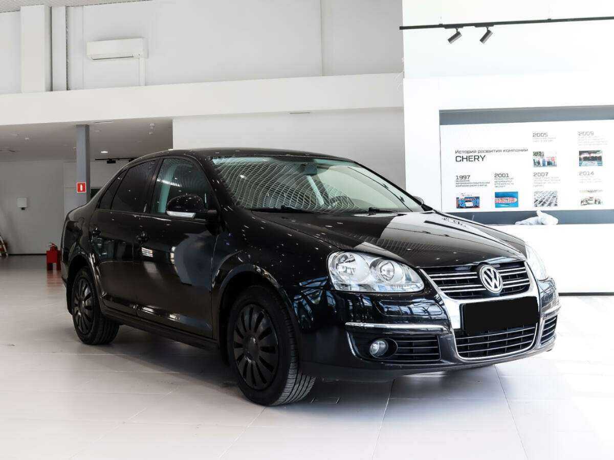 Volkswagen Jetta с пробегом — 2009 год. Фото: #2