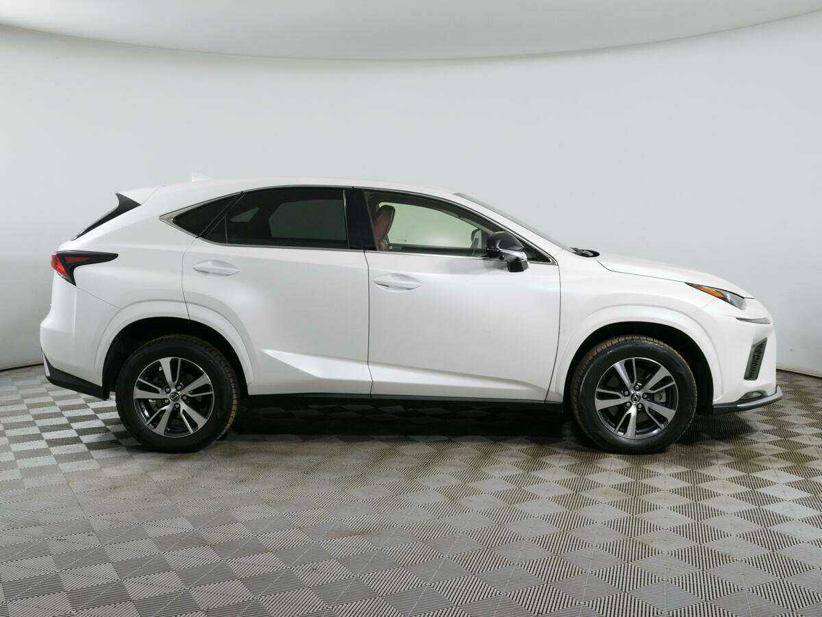 Lexus NX с пробегом — 2021 год. Фото: #3
