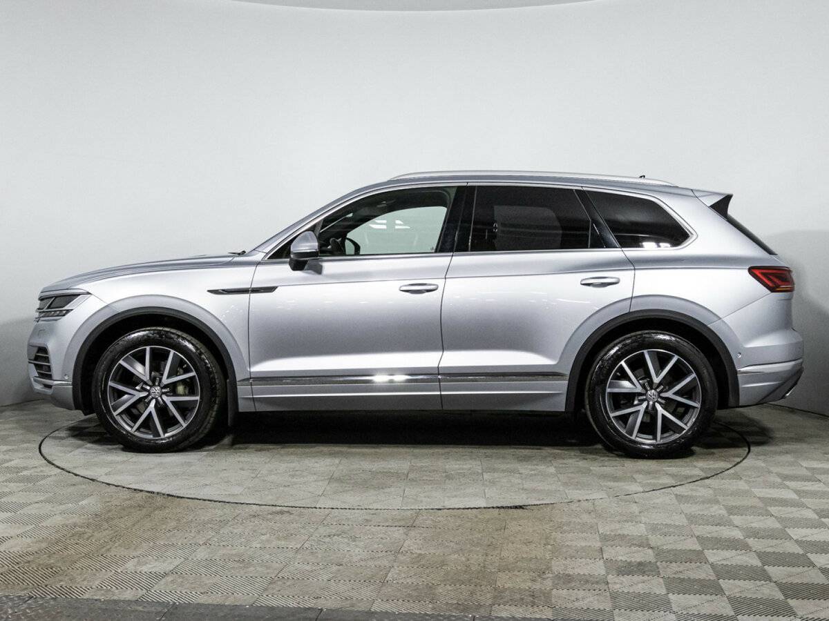 Volkswagen Touareg с пробегом — 2020 год. Фото: #7