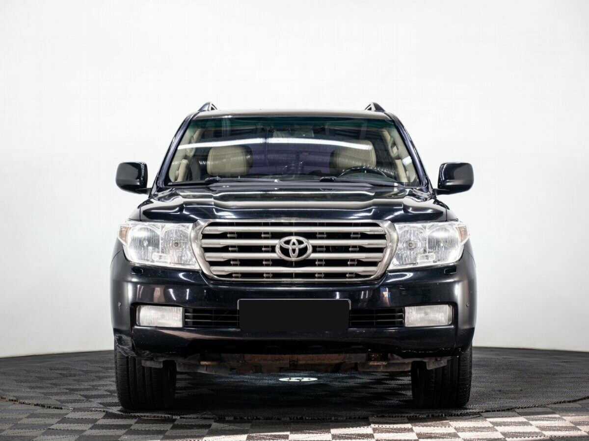 Toyota Land Cruiser с пробегом — 2011 год. Фото: #1
