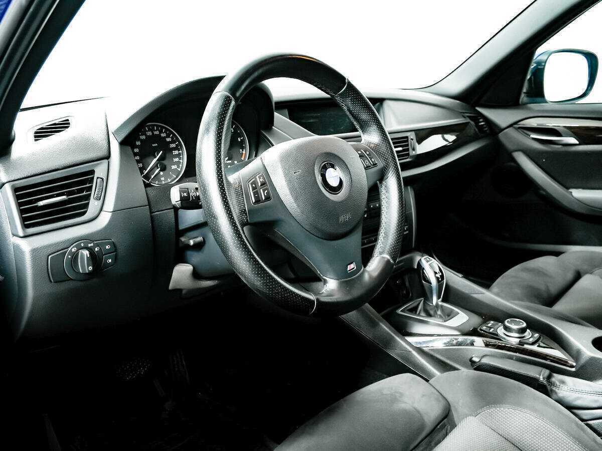 BMW X1 с пробегом — 2011 год. Фото: #12