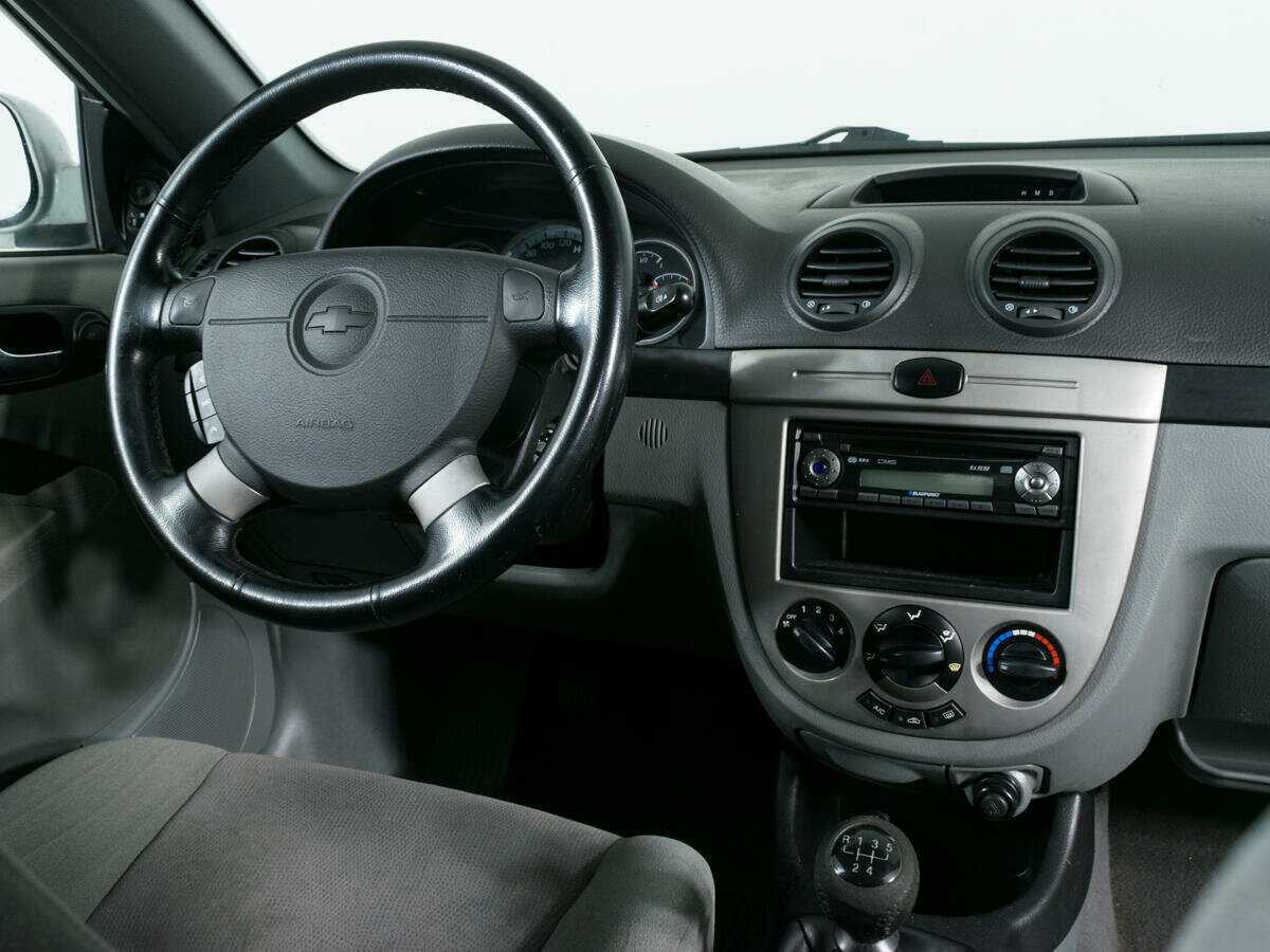 Chevrolet Lacetti с пробегом — 2007 год. Фото: #7