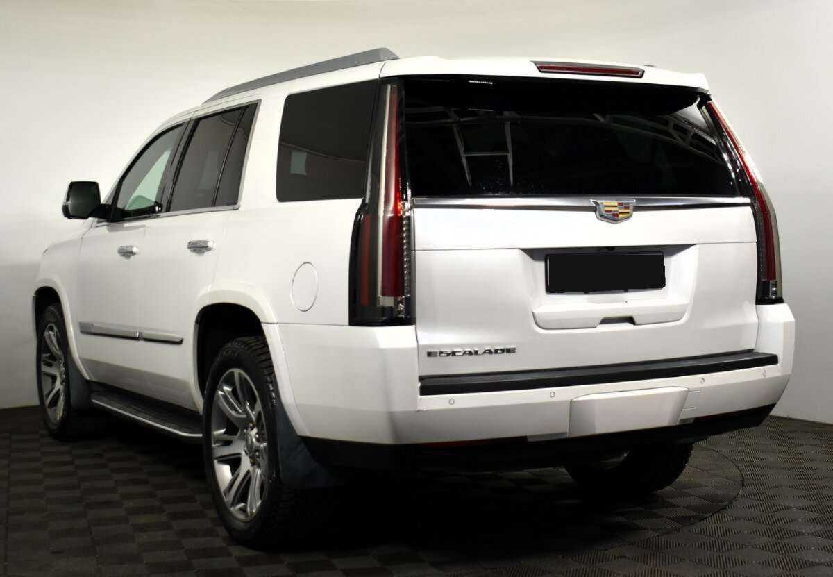Cadillac Escalade с пробегом — 2016 год. Фото: #5