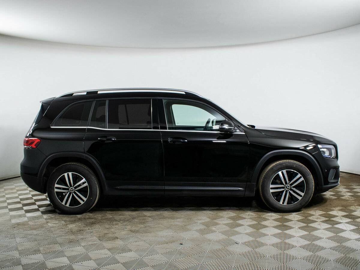 Mercedes-Benz GLB с пробегом — 2021 год. Фото: #3