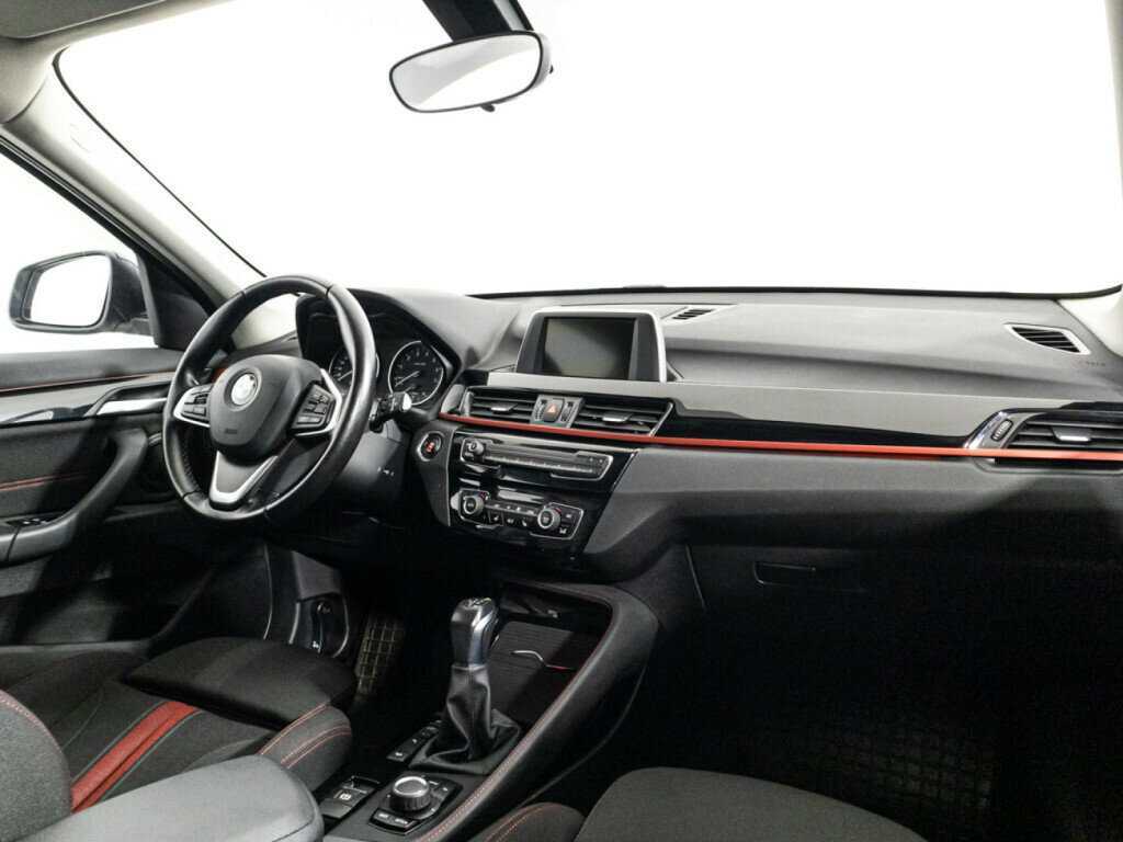 BMW X1 с пробегом — 2017 год. Фото: #8