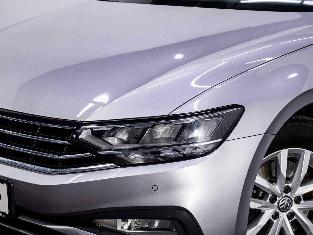 Volkswagen Passat с пробегом — 2020 год. Фото: #7