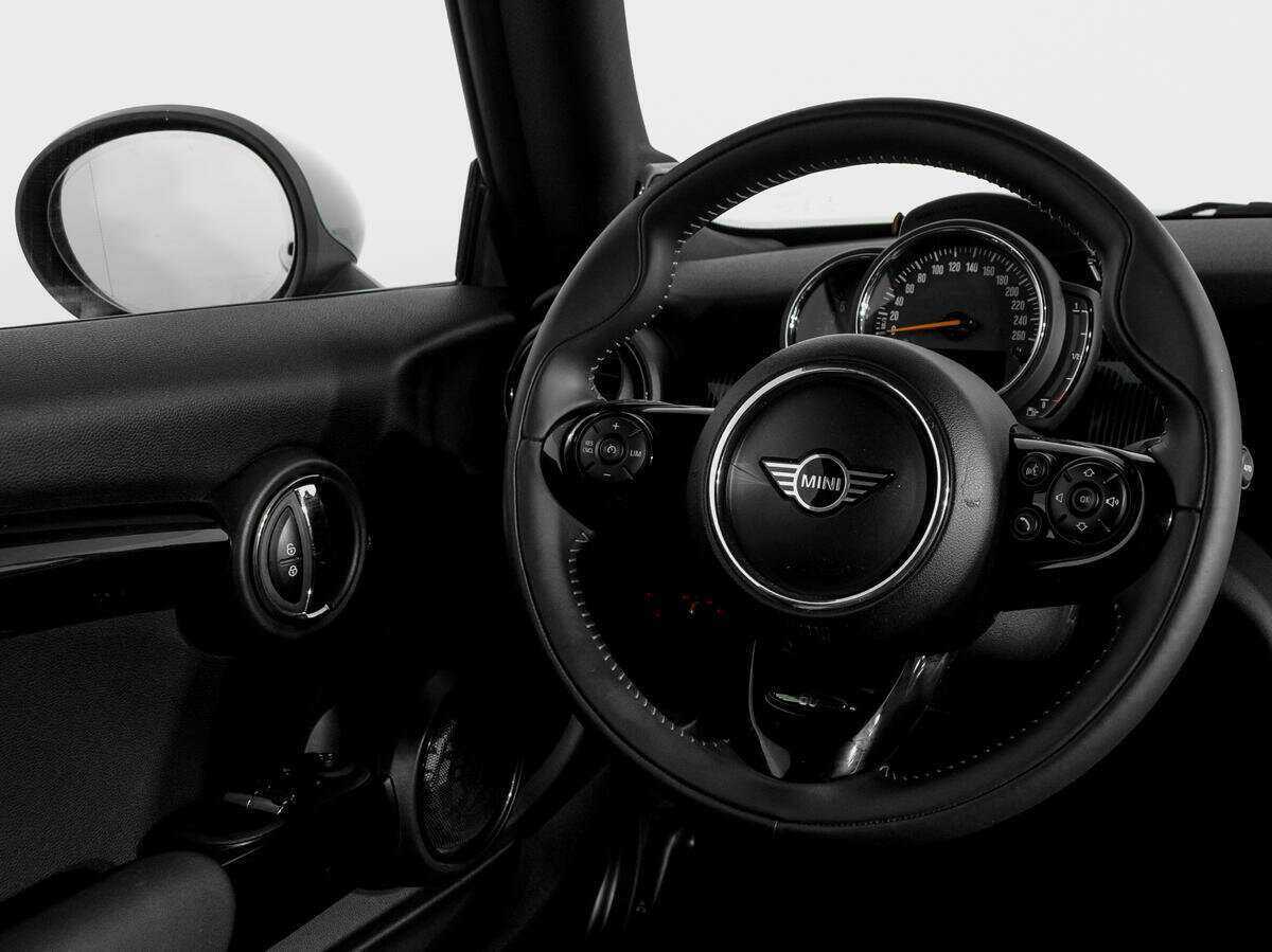 Mini Hatch с пробегом — 2019 год. Фото: #15