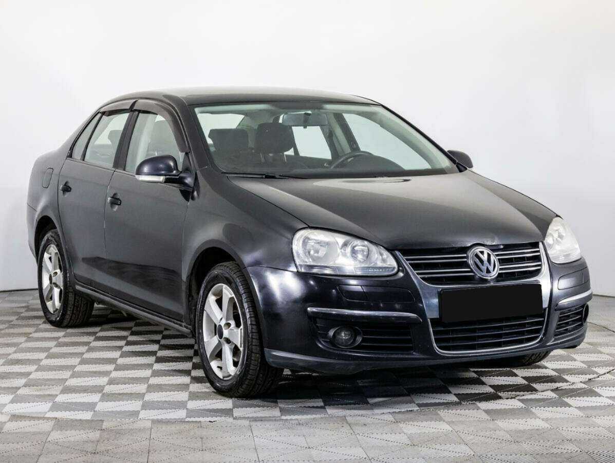 Volkswagen Jetta с пробегом — 2009 год. Фото: #2