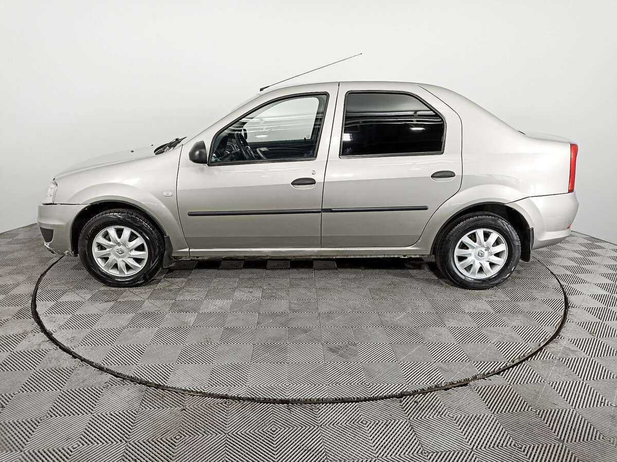 Renault Logan с пробегом — 2011 год. Фото: #7