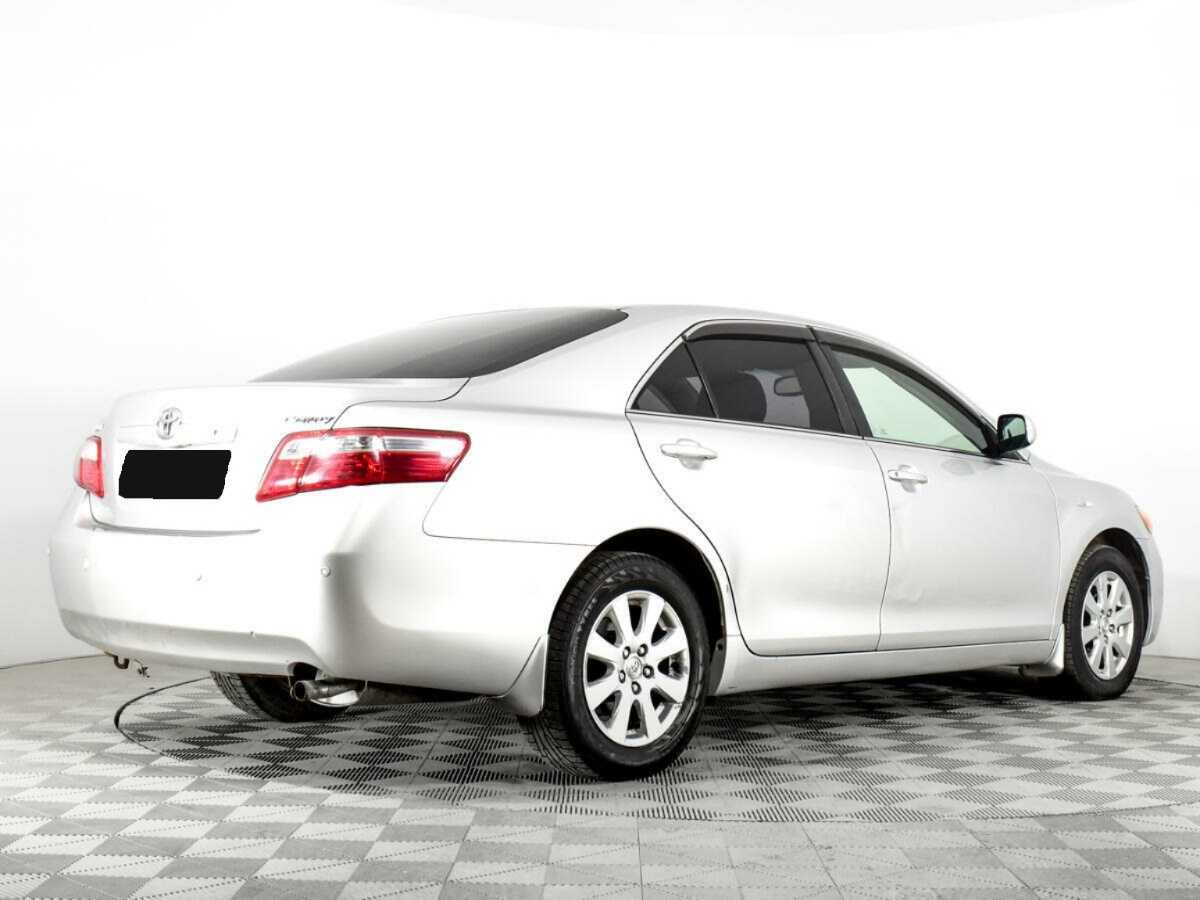 Toyota Camry с пробегом — 2008 год. Фото: #4