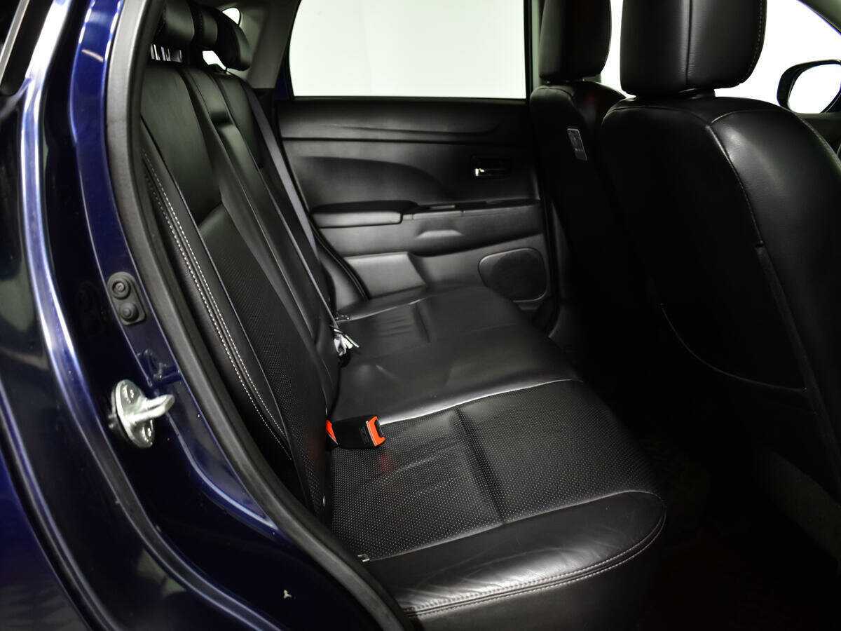 Mitsubishi ASX с пробегом — 2010 год. Фото: #8