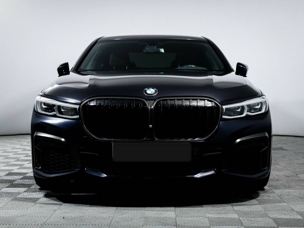 BMW 7 серии с пробегом — 2021 год. Фото: #1