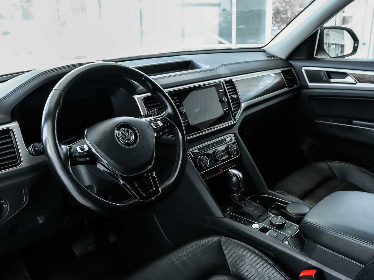 Volkswagen Teramont с пробегом — 2018 год. Фото: #8