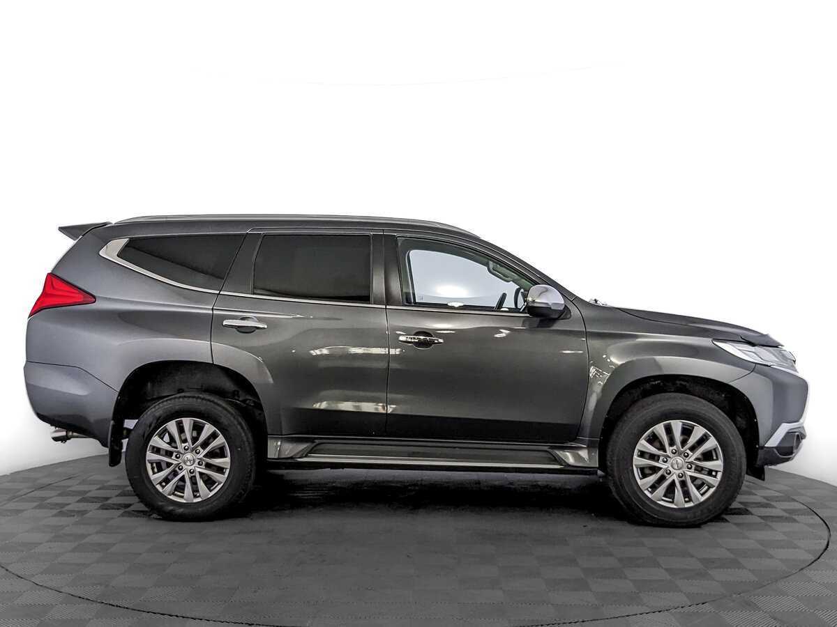 Mitsubishi Pajero Sport с пробегом — 2021 год. Фото: #3