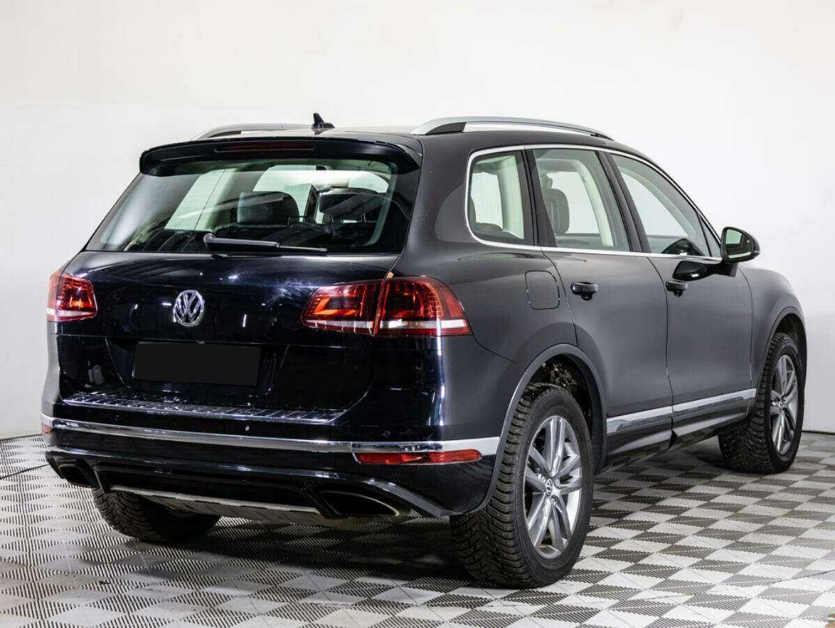 Volkswagen Touareg с пробегом — 2017 год. Фото: #3