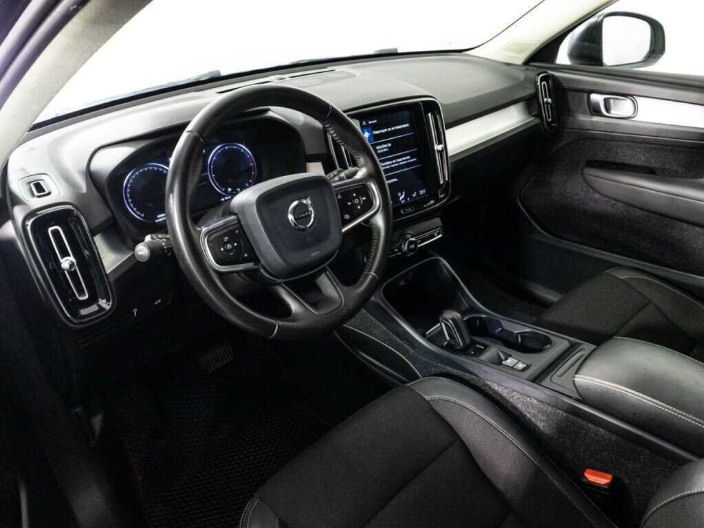 Volvo XC40 с пробегом — 2018 год. Фото: #10