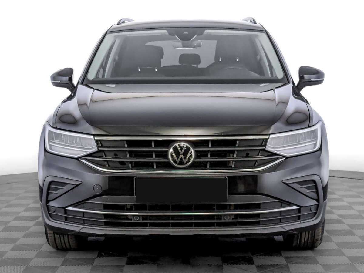 Volkswagen Tiguan с пробегом — 2021 год. Фото: #1