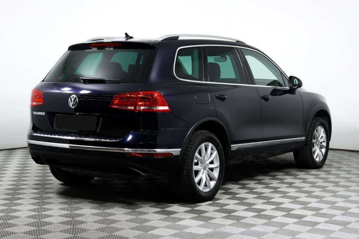 Volkswagen Touareg с пробегом — 2016 год. Фото: #4
